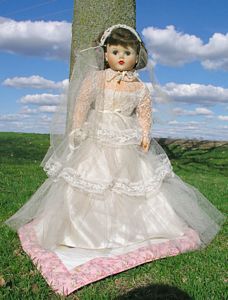 Sheila - 40's Bride Doll