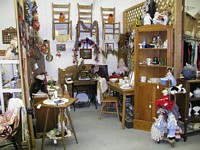 Booth 19 Countryside Antique Mall