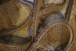 Giant Roller Coaster<empty>